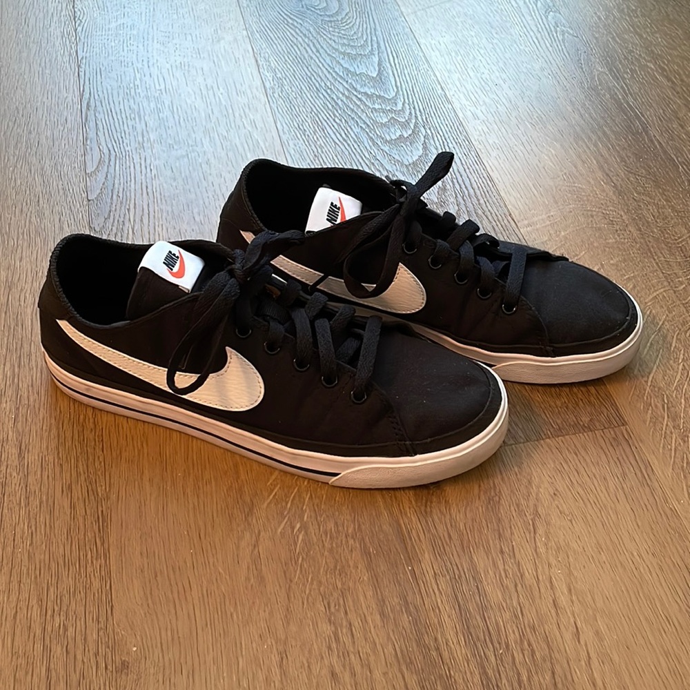 Nike Court Legacy cloth